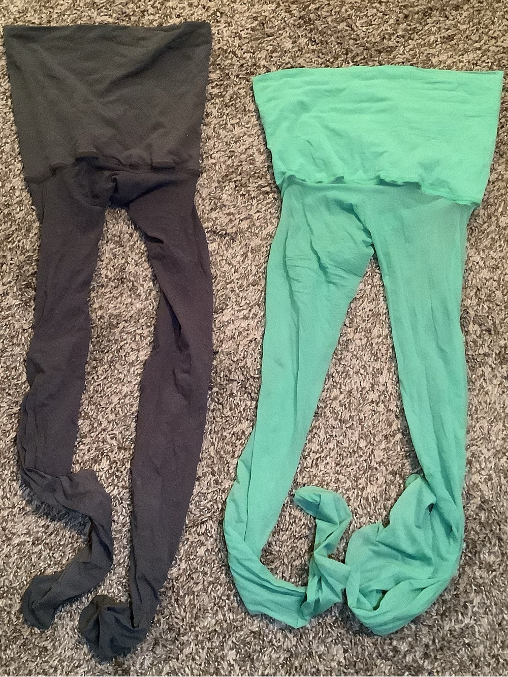 Two pairs of seamless pantyhose